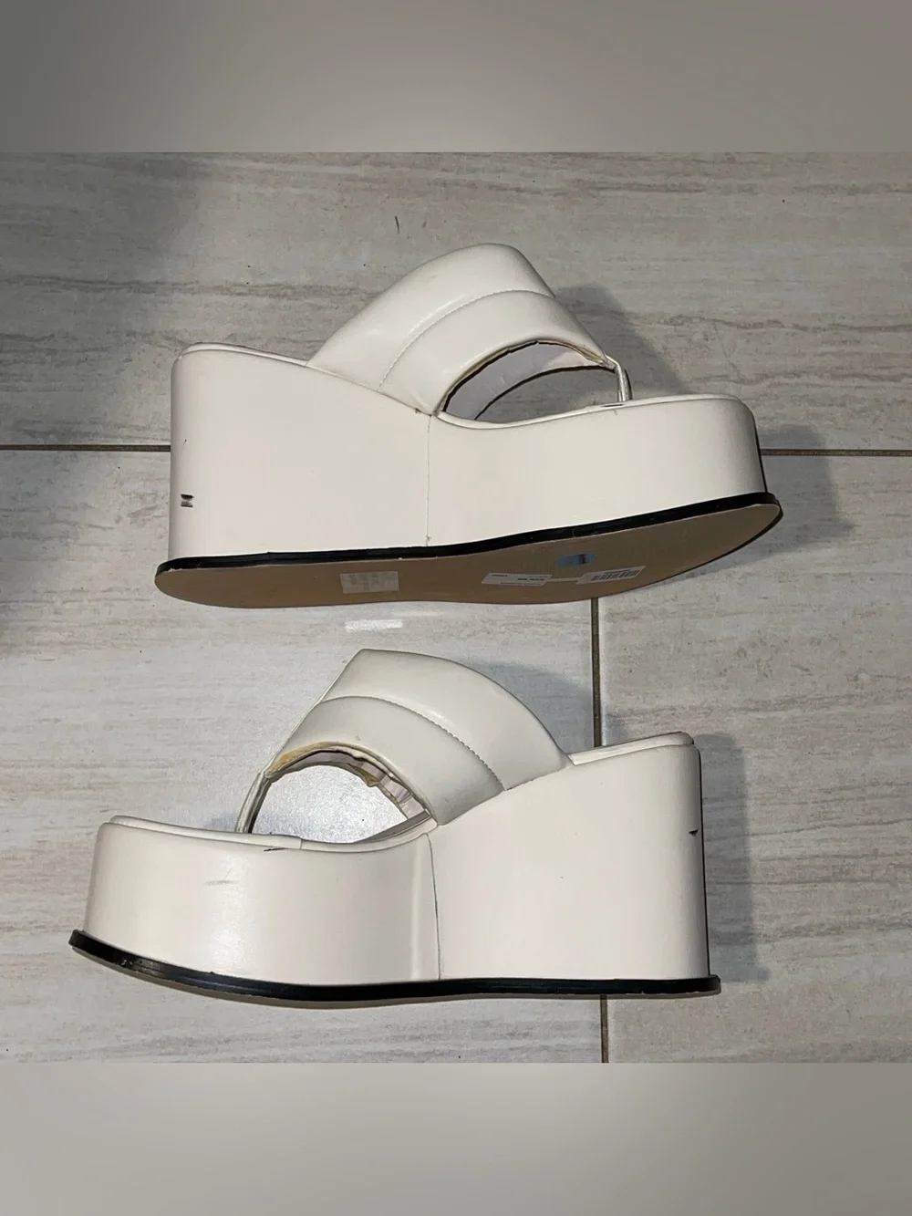 White Lightweight Padded Thong Chunky Platform Sandals